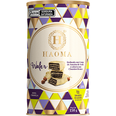 Wafer recheado com creme de avelã e cobertura de chocolate branco